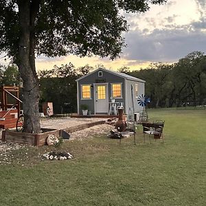 Вилла Tiny House - Our Little Piece Of Paradise Lakehills Exterior photo