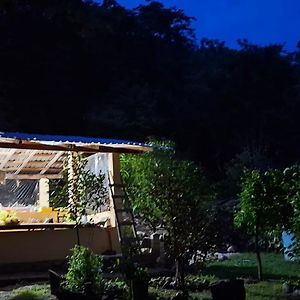 Гостевой дом The Green Cabin Barra De La Cruz San Isidro Chacalapa Exterior photo