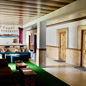 Grand Himalaya Homestay Ladakh By Lexstays Merak Exterior photo