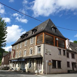 Отель Aux Gorges Du Dourdou Conques-en-Rouergue Exterior photo