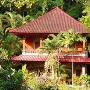 Отель Pondok Wisata Grya Sari Banjar  Exterior photo