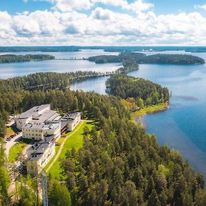 Hotel Kruunupuisto Пункахарью Exterior photo