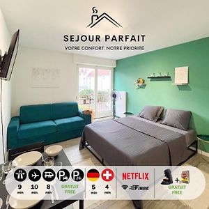 Апартаменты Studio Le Marechal - Pres Frontiere Et Netflix Юненг Exterior photo