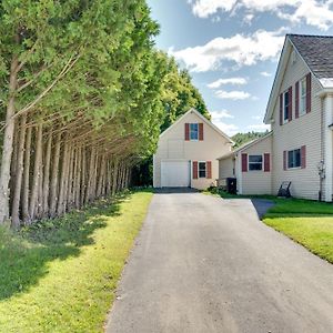 Вилла Cozy New Hampshire Retreat With Fire Pit And Porch! Colebrook Exterior photo