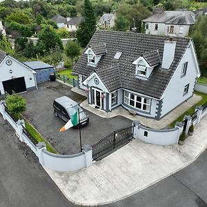 Вилла Lakeside Haven Retreat In Carrick-On-Shannon Keshcarrigan Exterior photo