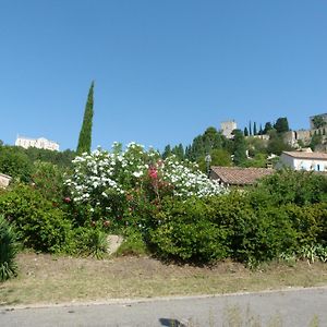 Bed and Breakfast Notre Vie La Roussas Exterior photo