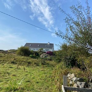 Отель Mannin Beach View House Балликоннили Exterior photo