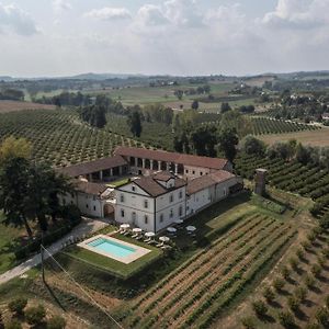 Bed and Breakfast Cascina Baronina Terruggia Exterior photo