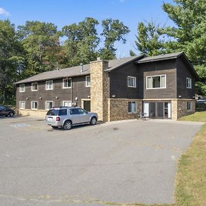 Pelican Lakes Motel Breezy Point Exterior photo