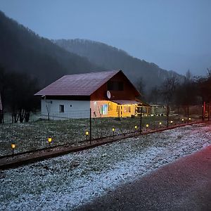 Вилла Cabana Lui Foarda Motru Sec Exterior photo