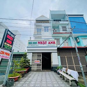 Bed and Breakfast Nha Nghi Nhat Anh Kinh Chao Quy Khach Ap Rach Meo Exterior photo