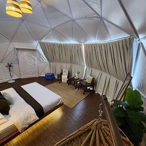 Отель Sunset Desert Domes Private Camp Al Raka Exterior photo