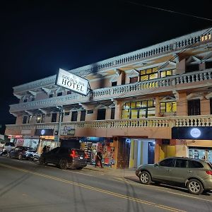 Hotel Golden Inn Кесальтенанго Exterior photo