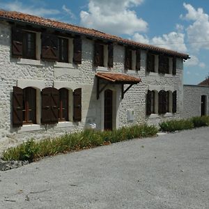 Вилла Nandolle Farmhouse Nanteuil-Auriac-de-Bourzac Exterior photo