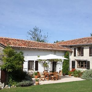 Вилла La Cotte Remote House For Family Getaway In Perigord Nanteuil-Auriac-de-Bourzac Exterior photo