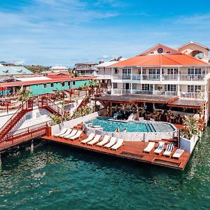 Tropical Suites Hotel Бокас-дель-Торо Exterior photo