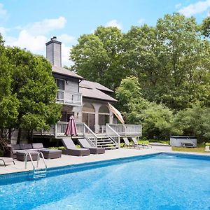 Вилла Entertainment Galore, Meadowood Manor By Rovetravel Саг-Харбор Exterior photo