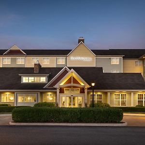 Residence Inn By Marriott Long Island Islip/Courthouse Complex Сентрал-Айлип Exterior photo