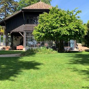 'Le Petit Clos Suites'- Charming Getaway On Leman Lake Ньон Exterior photo