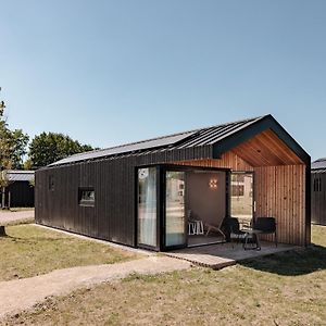 Sustainable Lodge On The Brielse Meer Zwartewaal Exterior photo