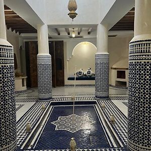 Отель Riad Rkiya With Courtyard Тизнит Exterior photo