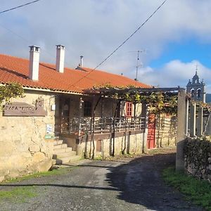 Bed and Breakfast Casa-Museo Genia Trigo Собер Exterior photo