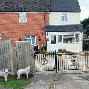 Вилла The Beehive - Self Catering In The Heart Of The Forest Of Dean Whitecroft Exterior photo