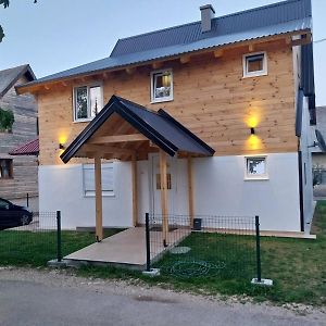 Rent A Rooms - "Laki" Жабляк Exterior photo