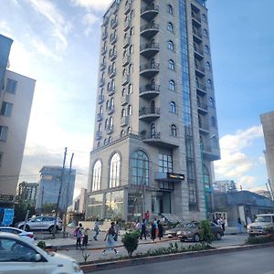 Omna Addis Hotel Exterior photo