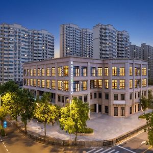 Отель Campanile Shanghai Oriental Beauty Valley Avenue Xianpu Road Fengxian Exterior photo