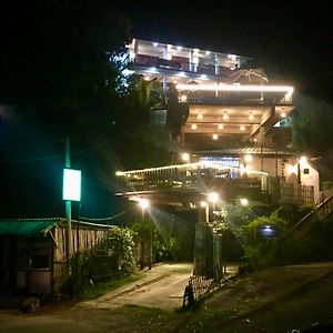 Rustle Hill Panorama Inn Элла Exterior photo