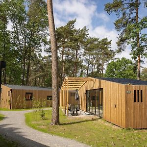 Modern Chalet With Two Bathrooms, On A Holiday Park, 12 Km From Eindhoven Мирло Exterior photo