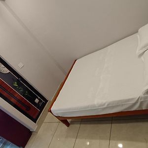 Fully Furnished Rooms, Kakkanad, Ernakulam Коччи Exterior photo