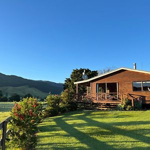 Отель White Star Station Farm Holiday Park Coromandel Exterior photo