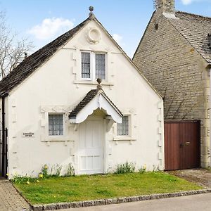 Gingerbread Cottage Фэрфорд Exterior photo