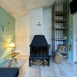 Cozy Cabin With Beautiful Sauna Near Lake Лаппеэнранта Exterior photo