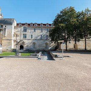 Les Chambres De L'Abbaye Сент Exterior photo