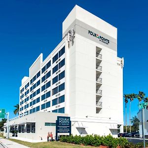 Отель Four Points By Sheraton Fort Lauderdale Airport/Cruise Port Exterior photo