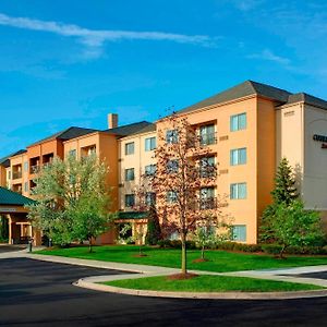 Отель Courtyard By Marriott Detroit Pontiac/Auburn Hills Exterior photo