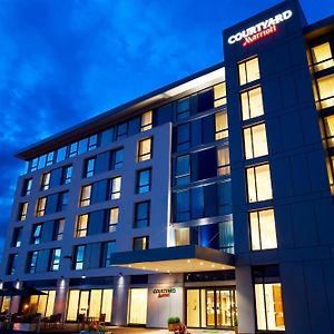 Отель Courtyard By Marriott Aberdeen Airport Дайс Exterior photo