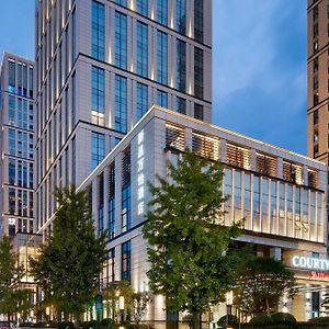 Отель Courtyard By Marriott Xinchang Exterior photo