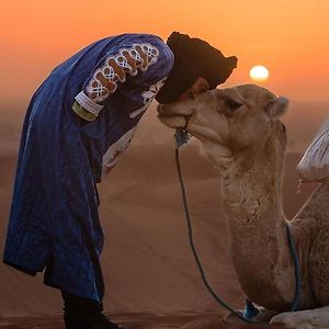 Отель Merzouga Family Luxury Camp Exterior photo