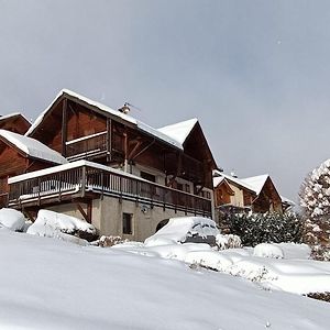 Вилла Chalet Maramu Пюи-Сен-Пьер Exterior photo