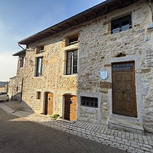 Отель Gite Du Chateau De Treffort Треффор Exterior photo