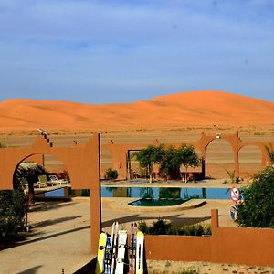 Отель Kasbah Du Berger & Piscine Мерзуга Exterior photo