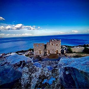 Отель Castle Rizaraki Kokkala Exterior photo