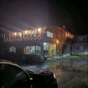 Отель Карпатський Двір Tukhol'ka Exterior photo