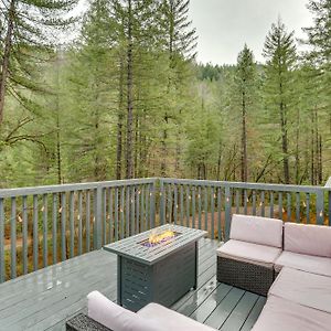 Private Cabin With Forest Views And Grill In Lakehead! Exterior photo