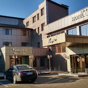 Hotel Ozana Бистрица Exterior photo