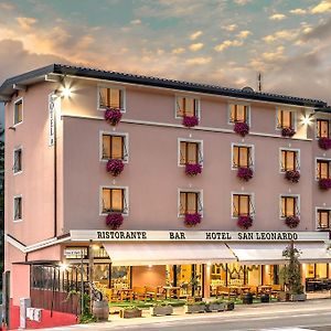 Hotel San Leonardo Виголо-Базельджа Exterior photo